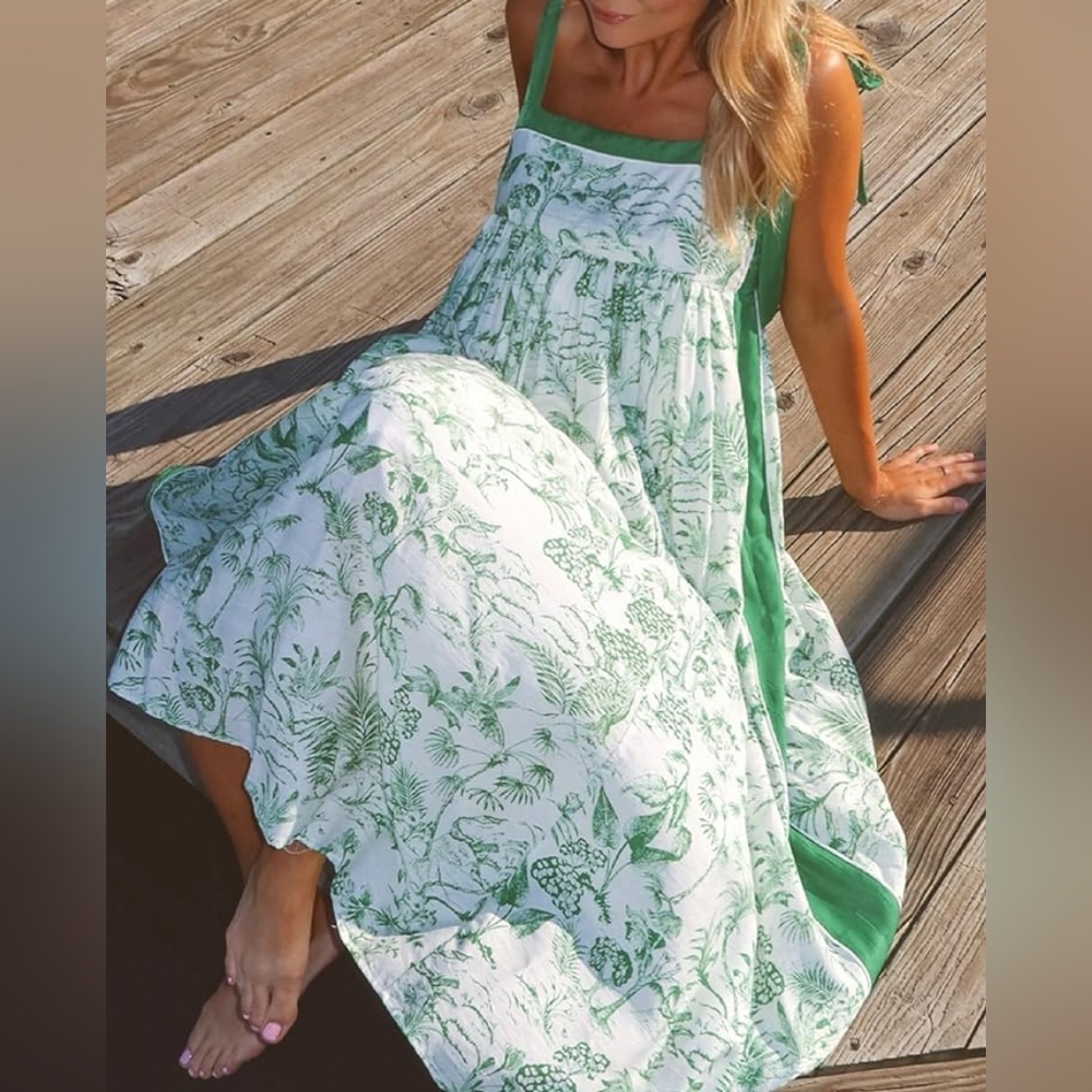 Last Change Before Donating** NWT green palm maxi dress